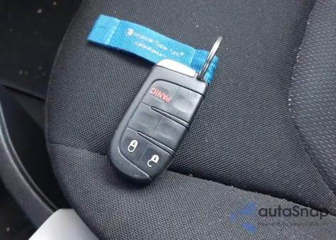 2019 Jeep Renegade Sport 4X4 z USA, uszkodzony, nr VIN ZACNJBAB3KPK81557